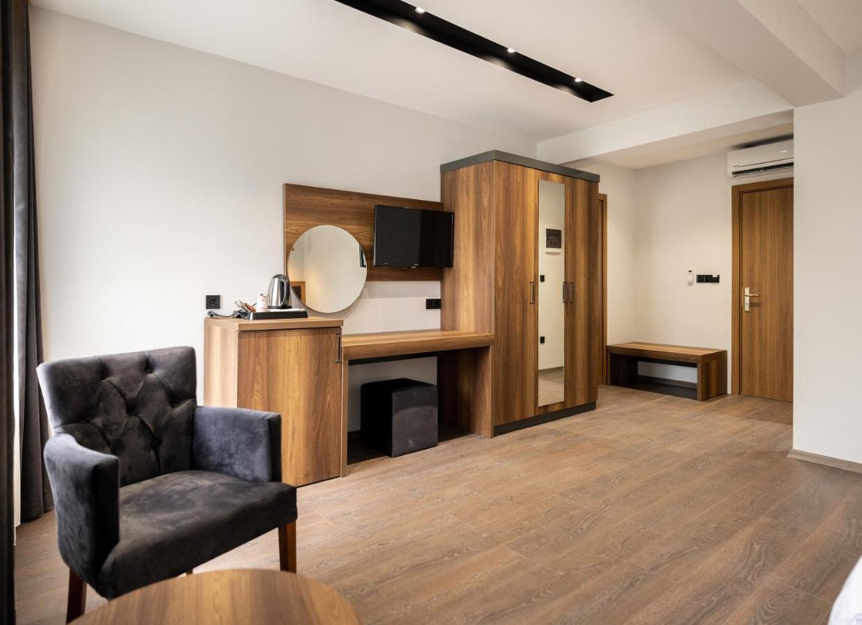 Tuerkler Suite Hotel Trabzon Esterno foto