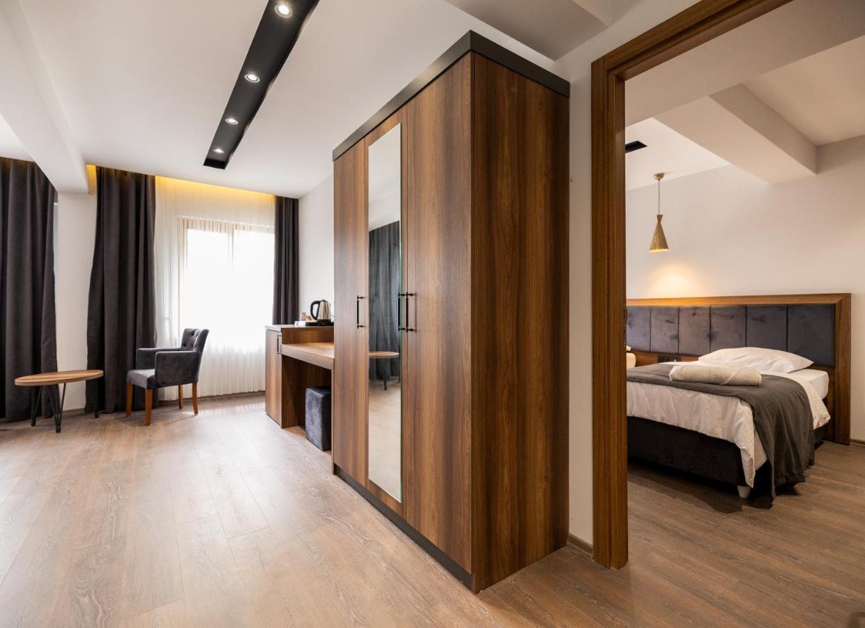Tuerkler Suite Hotel Trabzon Esterno foto